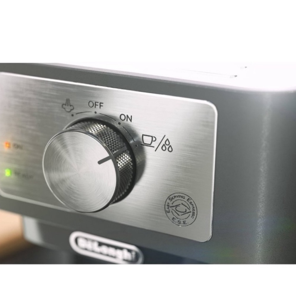 Delonghi Espresso Machine - Picture 5 of 7